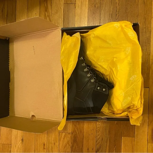 Caterpillar CAT Men’s Size 13 Wide Steel Toe Workboot - Picture 8 of 10